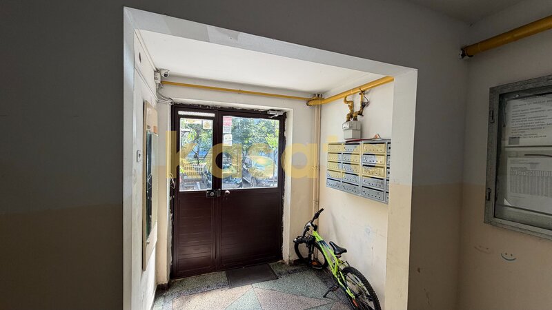 Salaj, 2 camere, 37 mp, centrala proprie